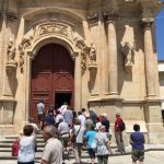 L’arte di lavorare il corallo sarà al centro di una straordinaria iniziativa promossa per il 17 novembre a Ragusa Ibla dall’associazione provinciale gioiellieri aderente a Confcommercio con ‘Coralli e cammei di Torre del Greco – Il futuro di una tradizione’