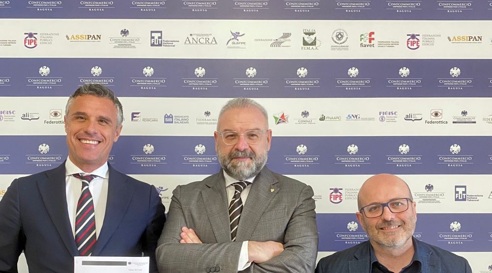 Il senatore Sallemi, Manenti e Lenzo